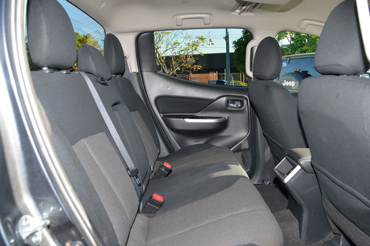 2020 Mitsubishi Triton GLS MR 4X4