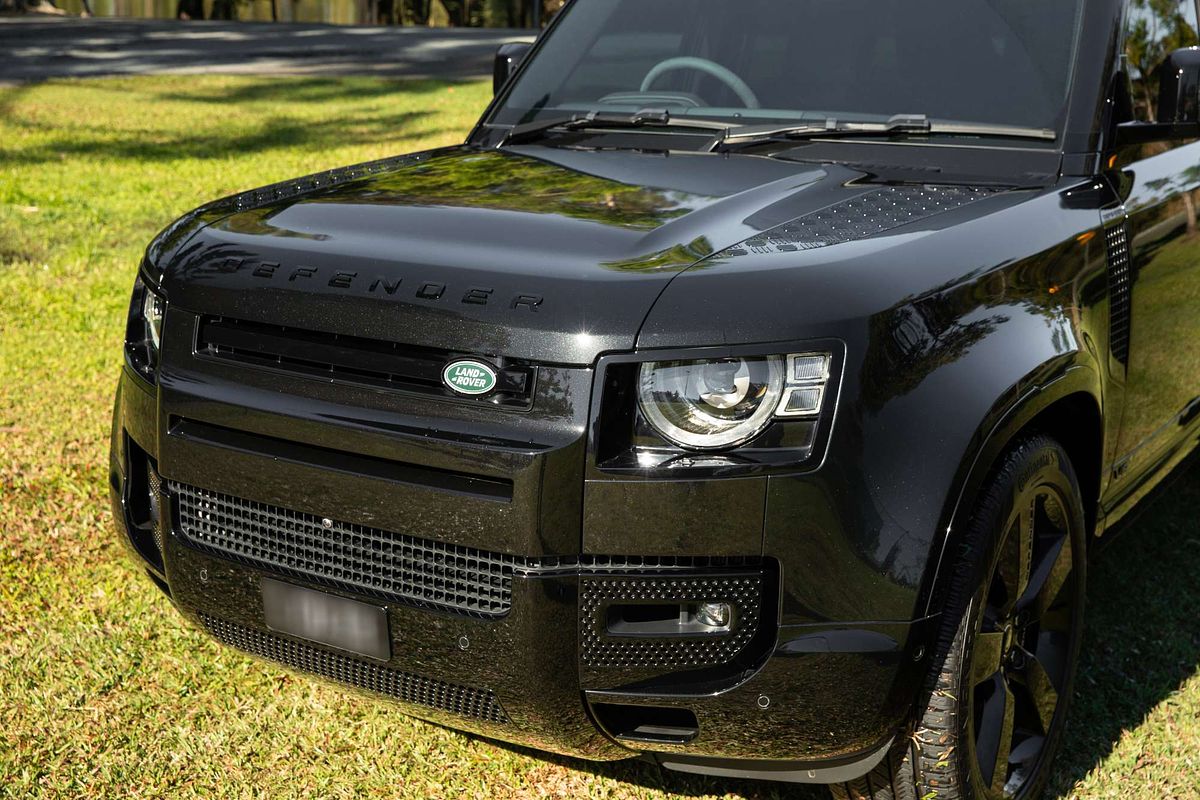 2022 Land Rover Defender 110 P525 V8 L663