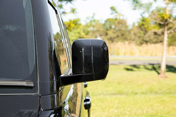 2022 Land Rover Defender 110 P525 V8 L663