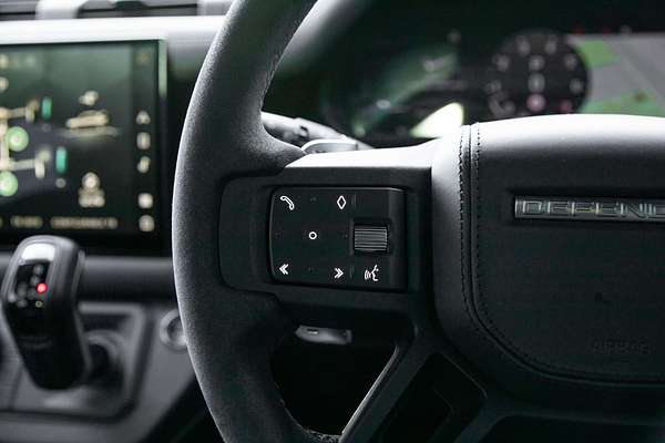 2022 Land Rover Defender 110 P525 V8 L663