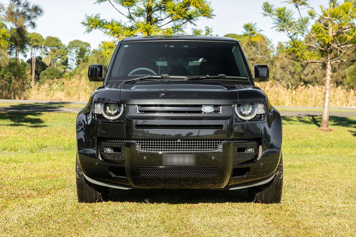 2022 Land Rover Defender 110 P525 V8 L663