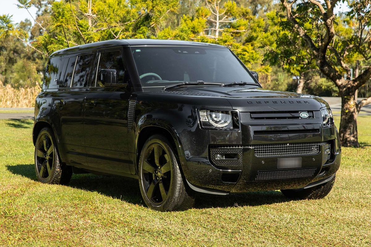 2022 Land Rover Defender 110 P525 V8 L663