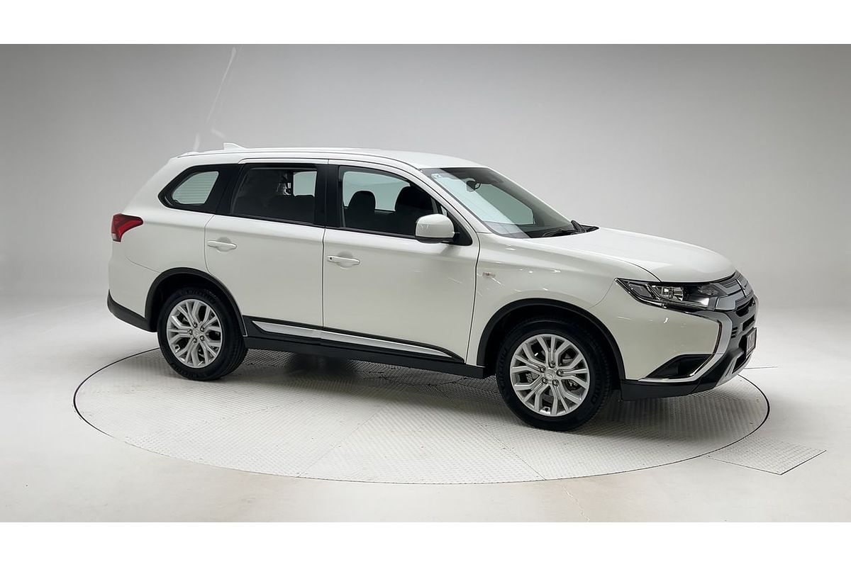 2020 Mitsubishi Outlander ES ZL