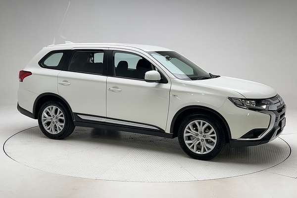 2020 Mitsubishi Outlander ES ZL