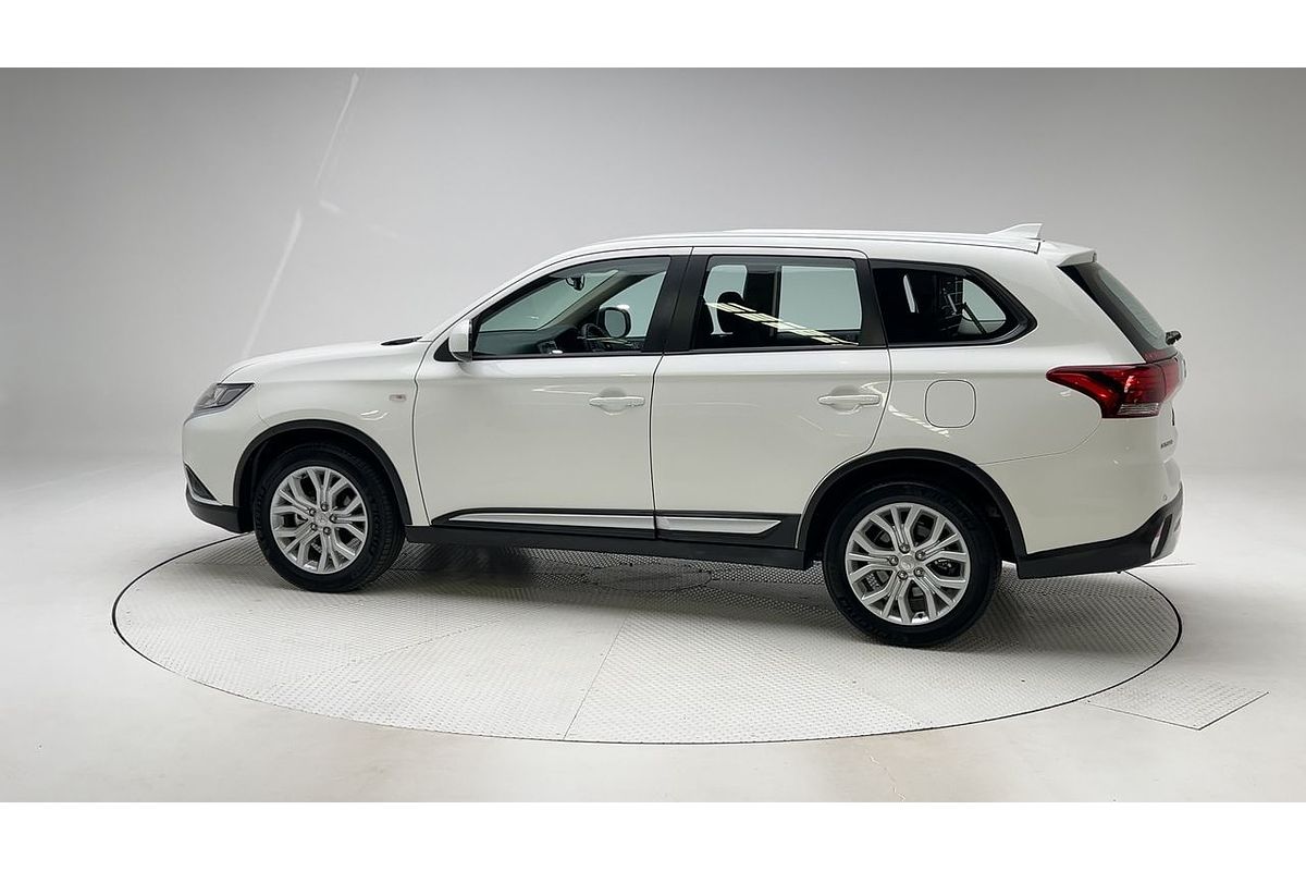 2020 Mitsubishi Outlander ES ZL