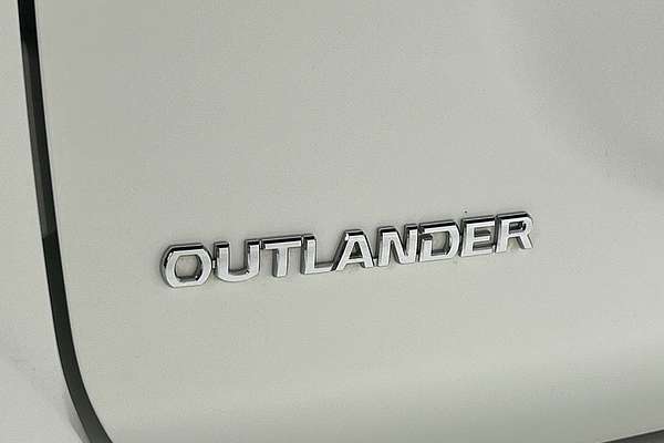 2020 Mitsubishi Outlander ES ZL