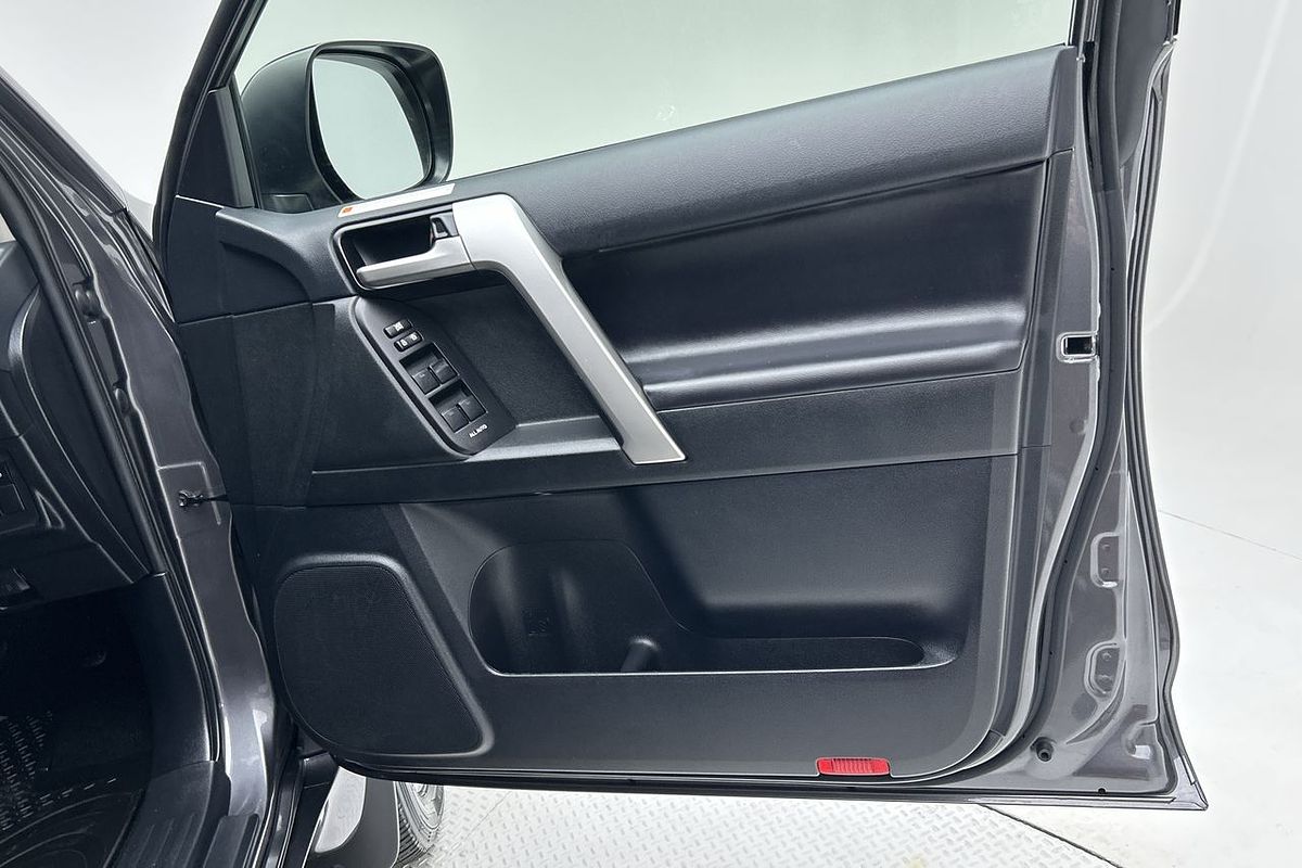 2022 Toyota Landcruiser Prado VX GDJ150R