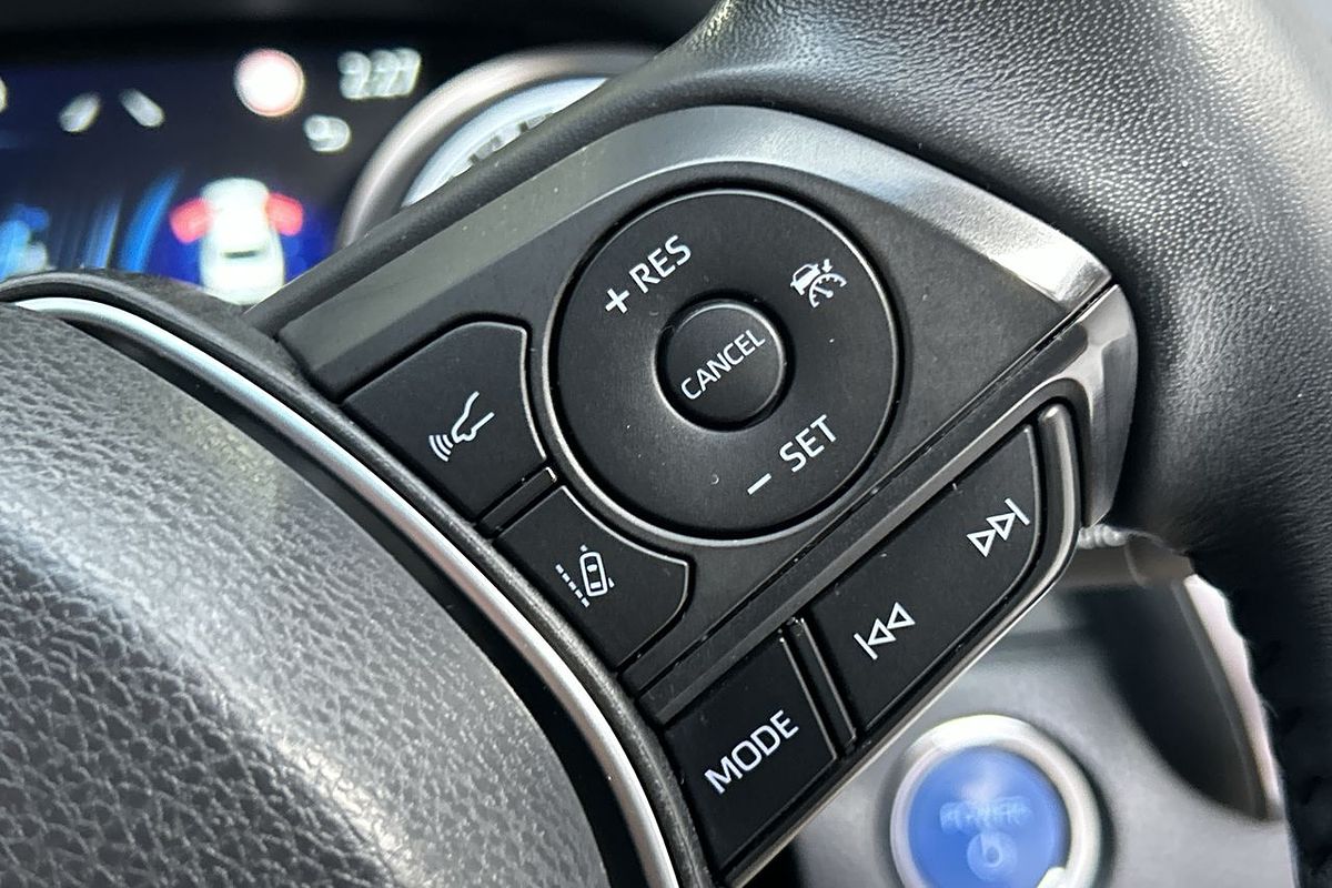 2021 Toyota Camry Ascent Sport AXVH70R