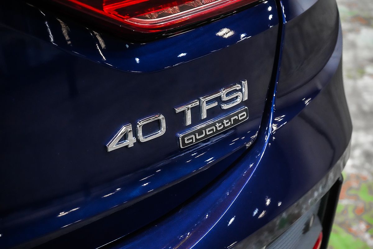 2024 Audi Q3 40 TFSI S line F3