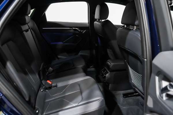 2024 Audi Q3 40 TFSI S line F3