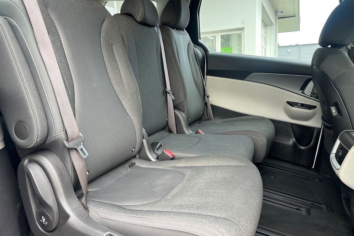 2022 Kia Carnival S KA4