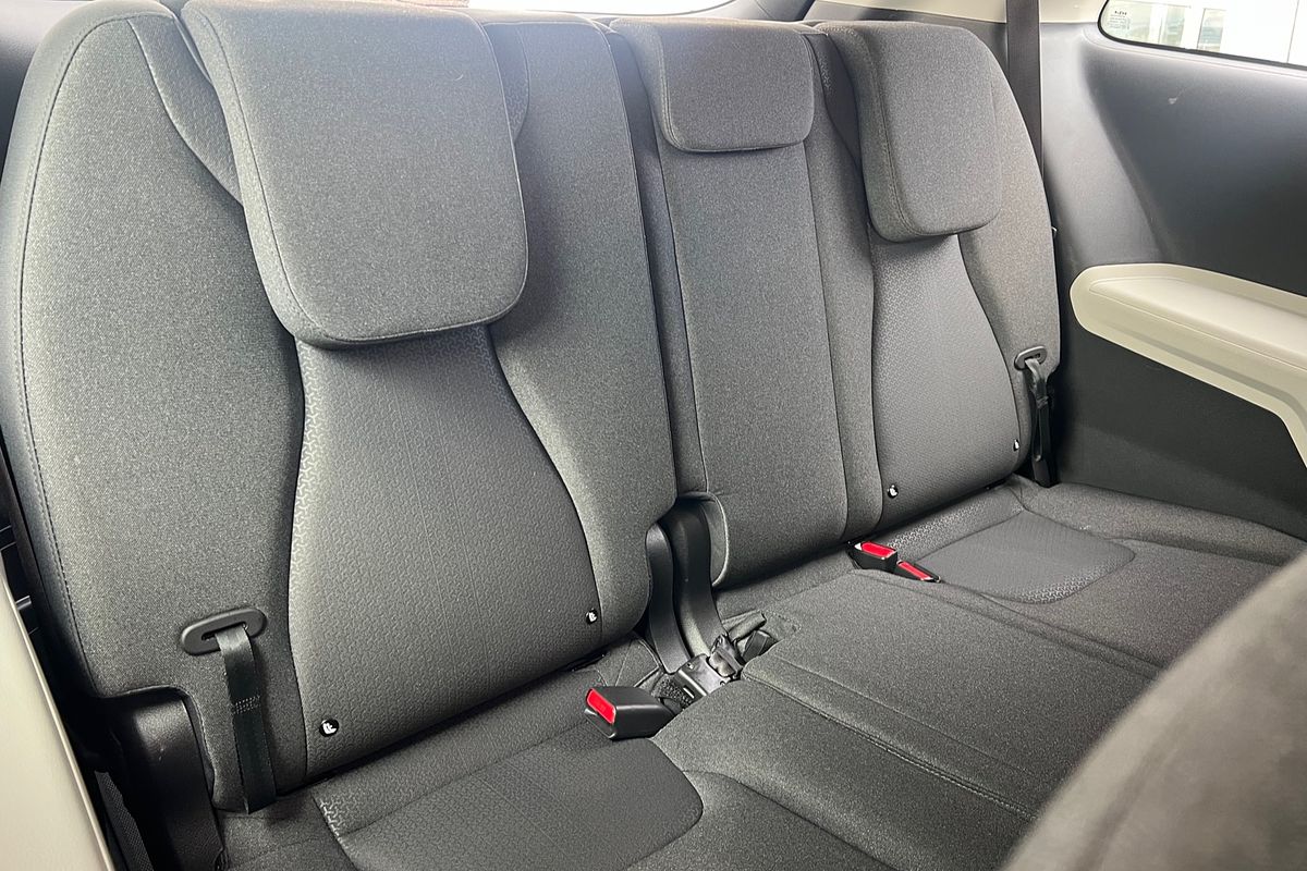 2022 Kia Carnival S KA4