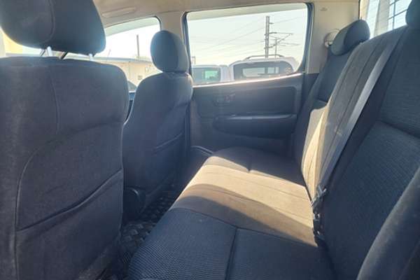 2015 Toyota Hilux SR KUN26R 4X4