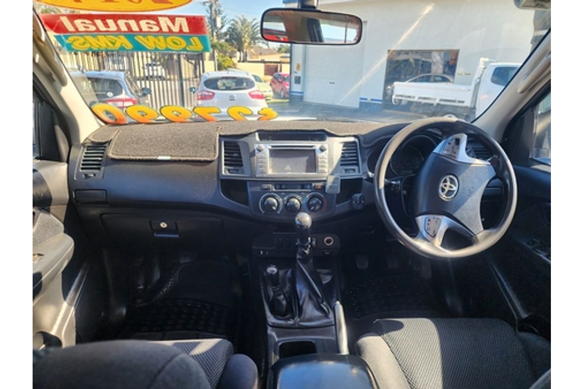 2015 Toyota Hilux SR KUN26R 4X4