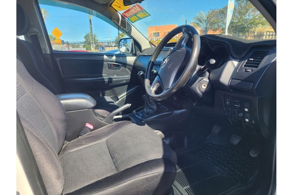2015 Toyota Hilux SR KUN26R 4X4