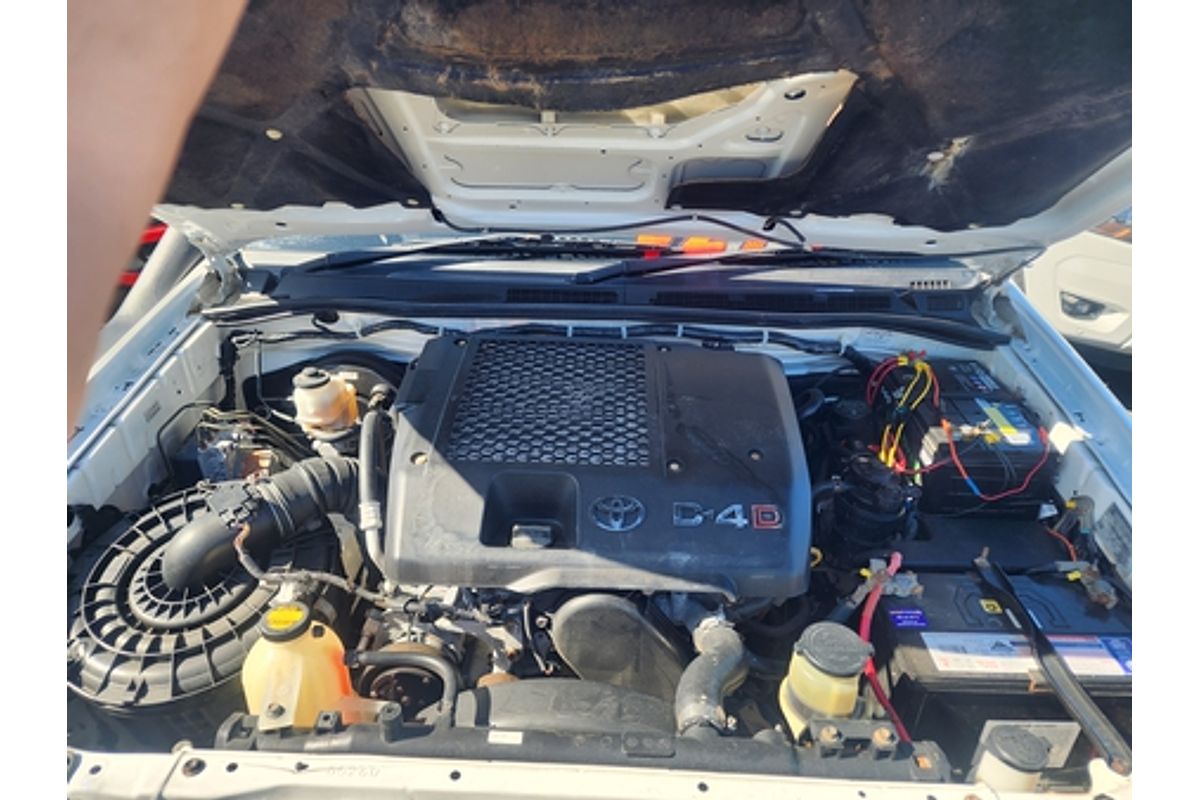 2015 Toyota Hilux SR KUN26R 4X4