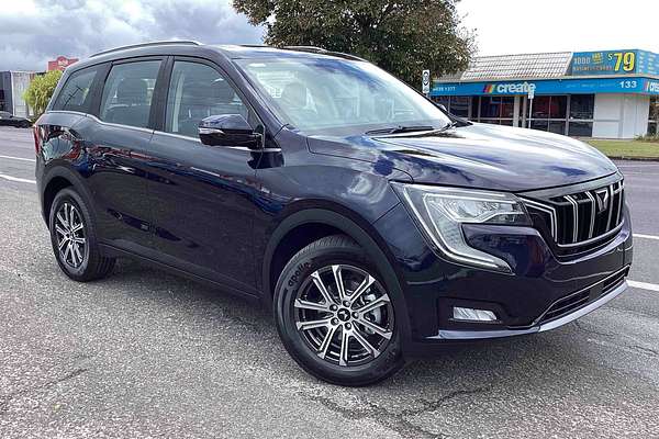 2025 Mahindra XUV700 AX7L