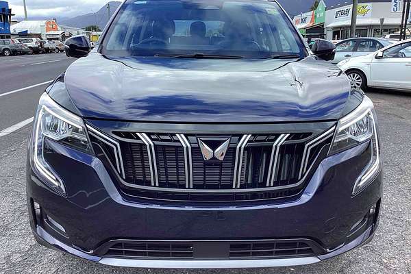 2025 Mahindra XUV700 AX7L