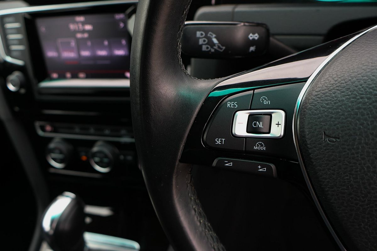 2014 Volkswagen Golf 103TSI Highline 7