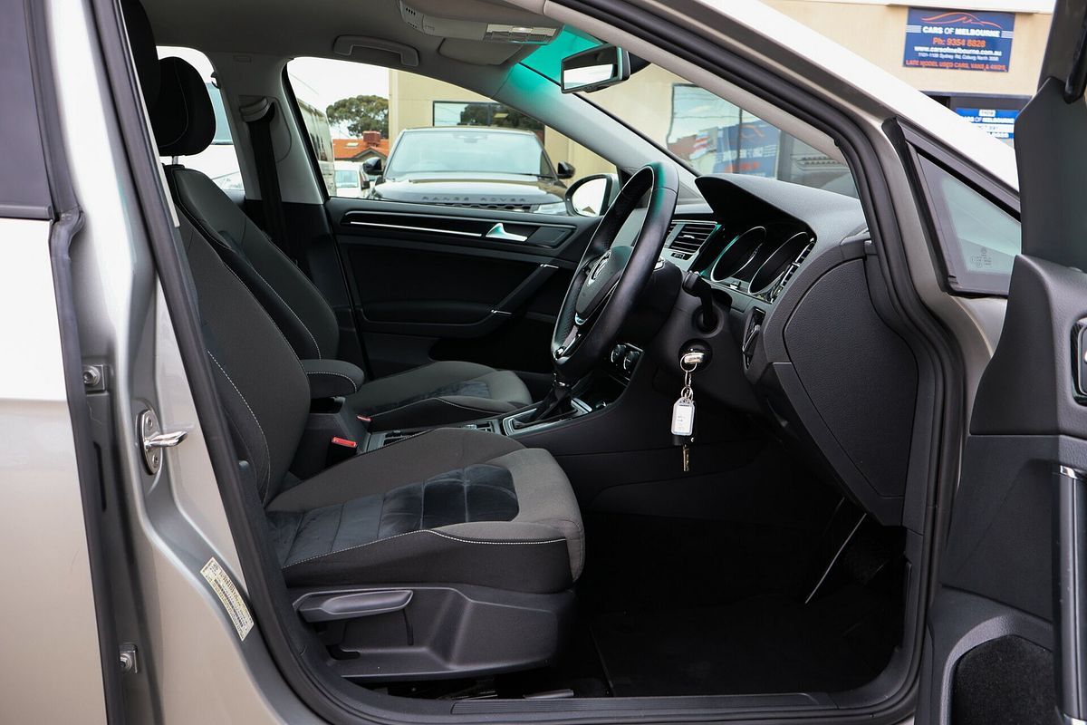 2014 Volkswagen Golf 103TSI Highline 7