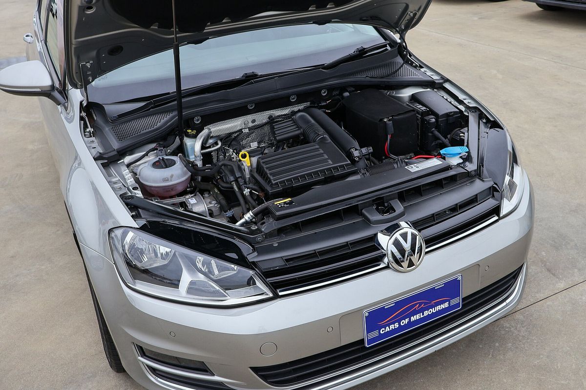 2014 Volkswagen Golf 103TSI Highline 7