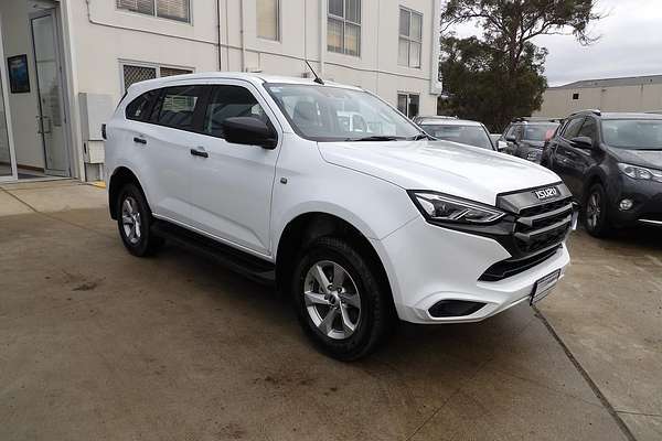 2024 Isuzu MU-X LS-M