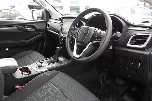2024 Isuzu MU-X LS-M