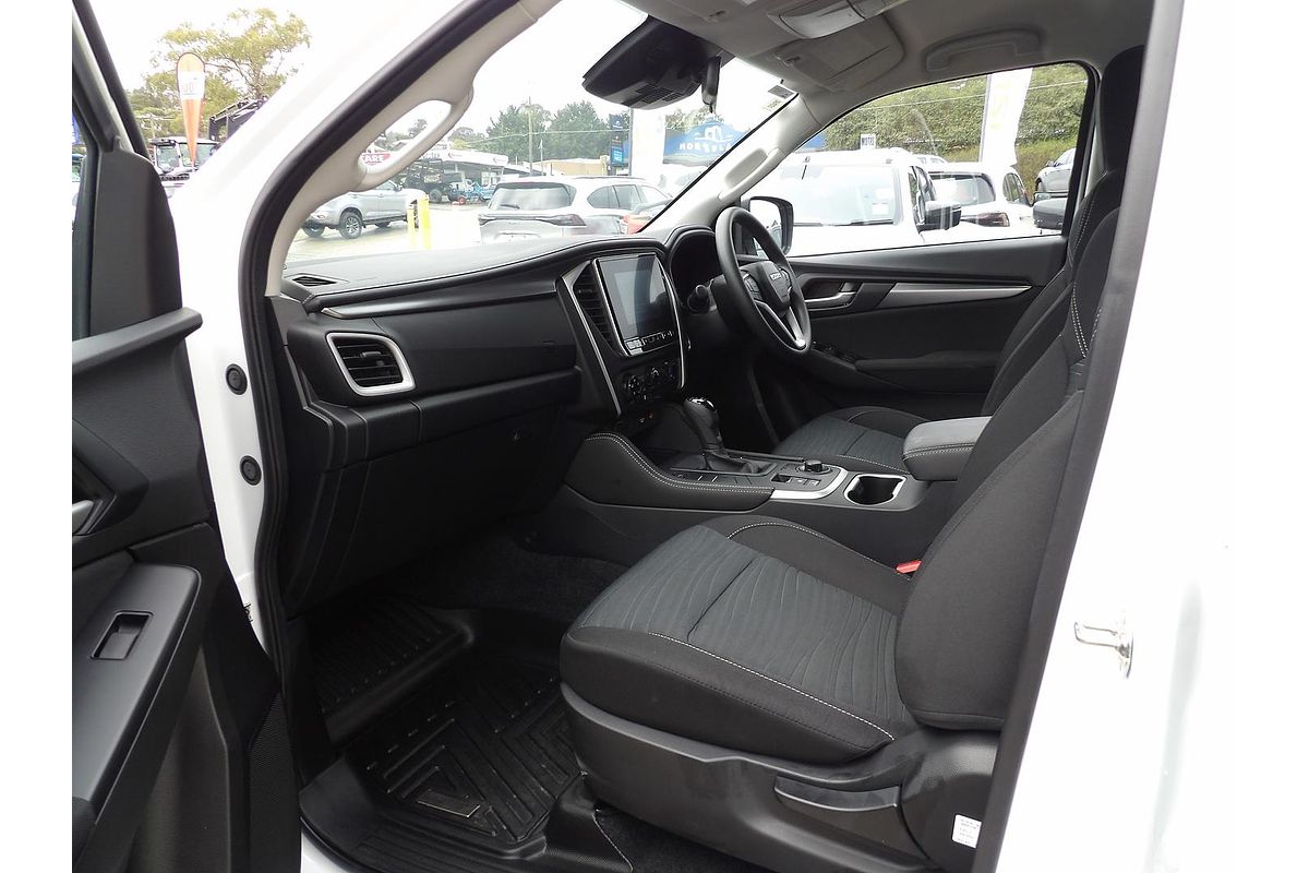 2024 Isuzu MU-X LS-M