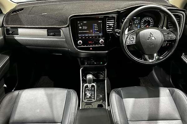 2020 Mitsubishi Outlander Exceed ZL