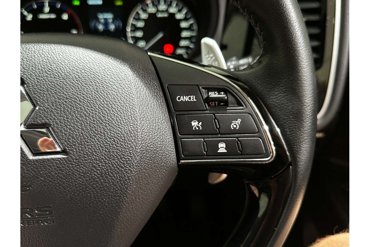 2020 Mitsubishi Outlander Exceed ZL
