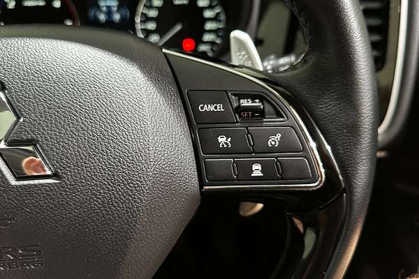 2020 Mitsubishi Outlander Exceed ZL