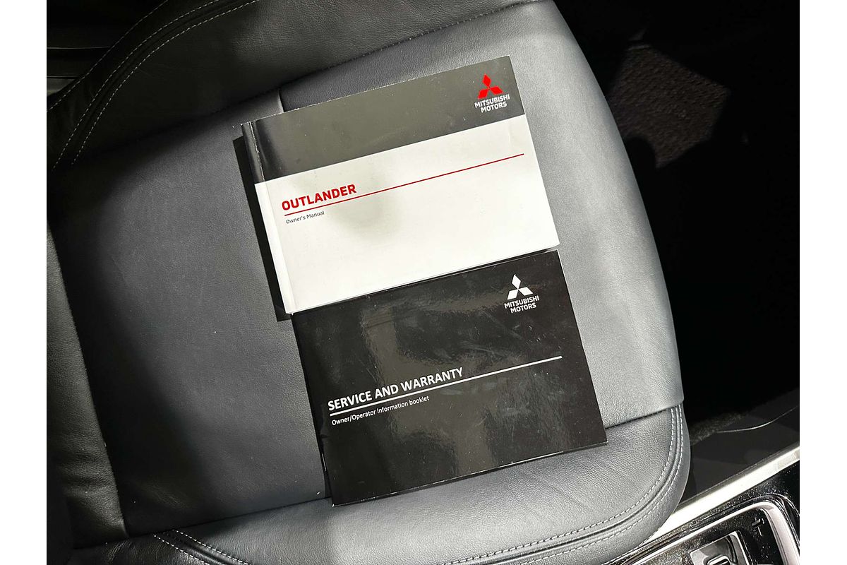 2020 Mitsubishi Outlander Exceed ZL