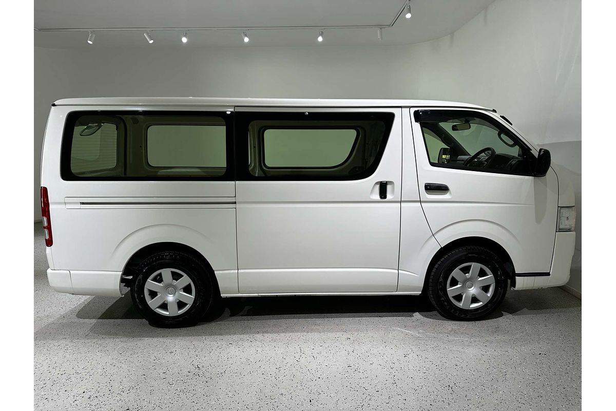 2022 Toyota Hiace GDH201V