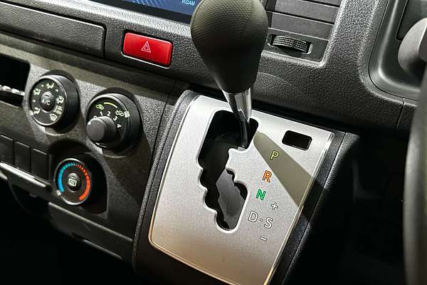 2022 Toyota Hiace GDH201V