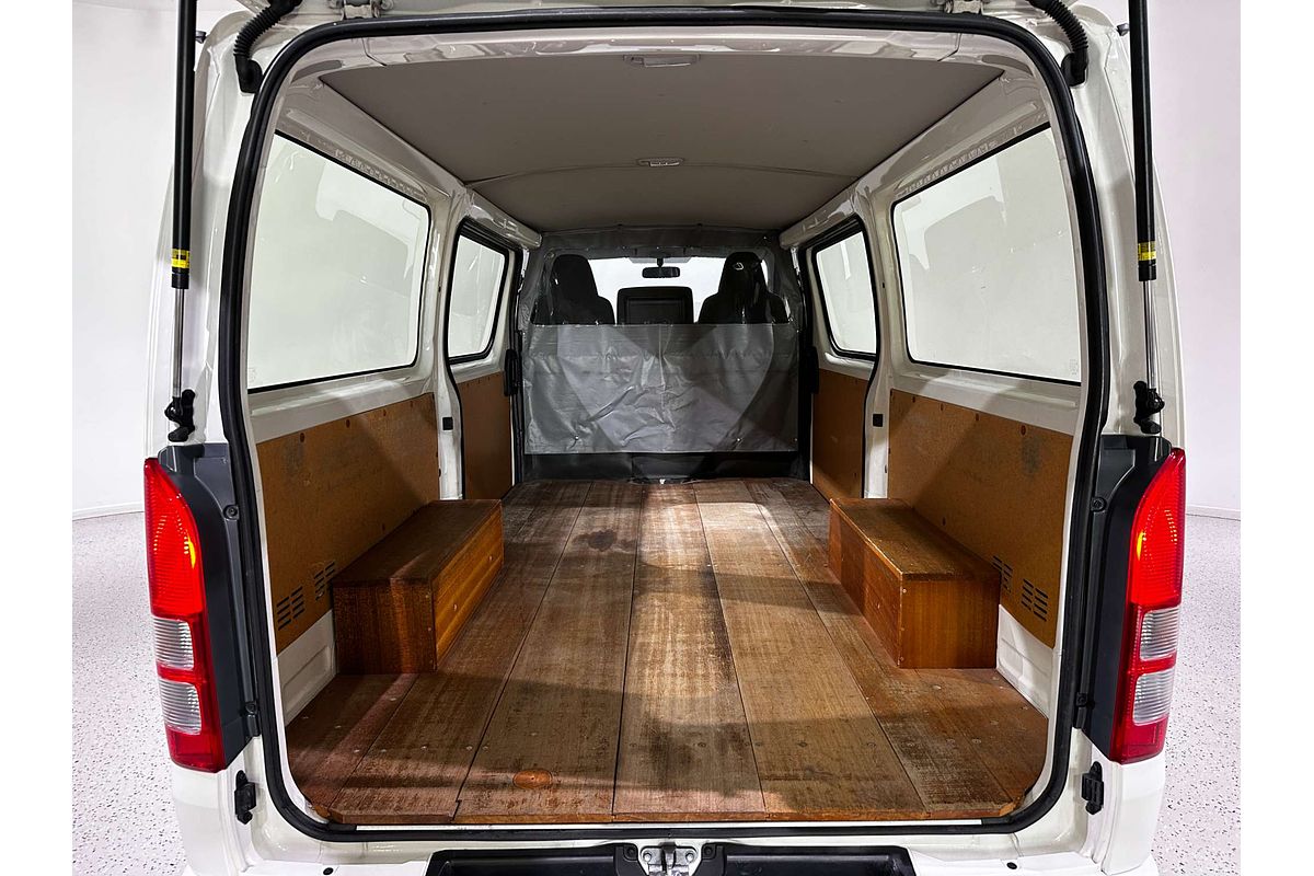 2022 Toyota Hiace GDH201V