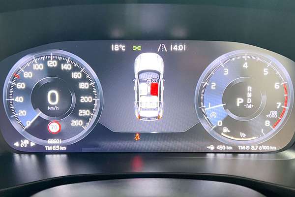 2020 Volvo XC40 T5 R-Design