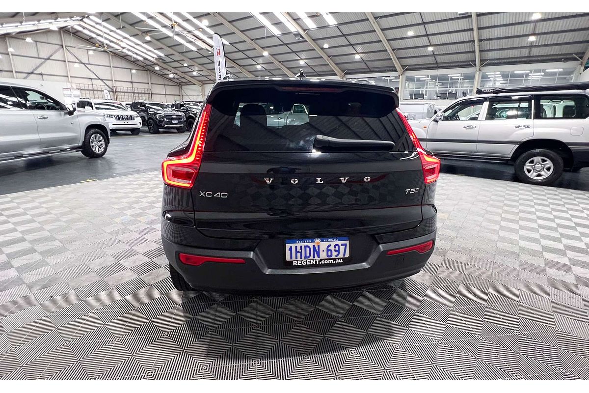 2020 Volvo XC40 T5 R-Design