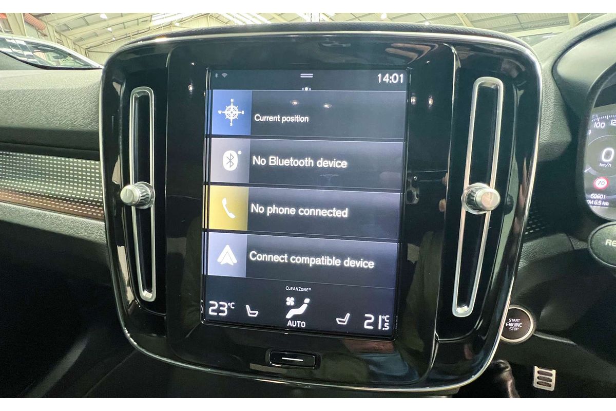 2020 Volvo XC40 T5 R-Design