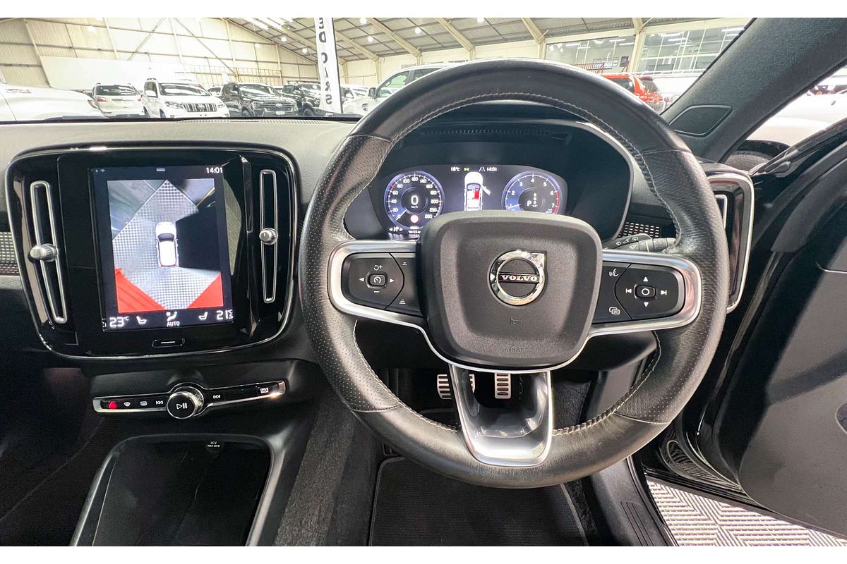 2020 Volvo XC40 T5 R-Design