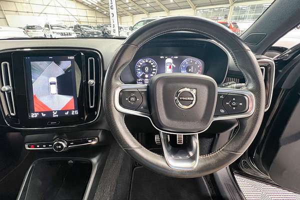 2020 Volvo XC40 T5 R-Design