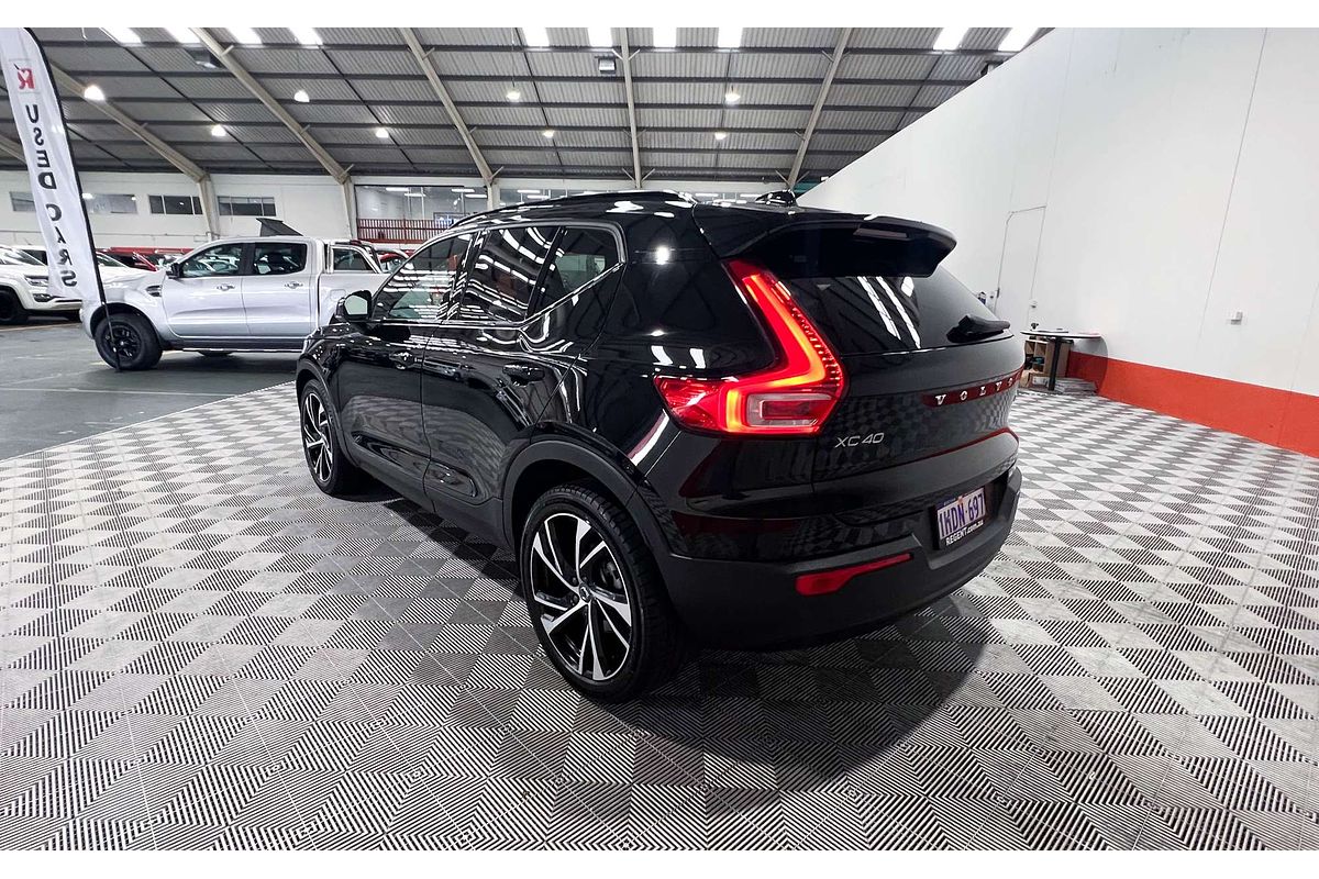 2020 Volvo XC40 T5 R-Design