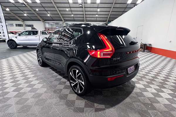 2020 Volvo XC40 T5 R-Design