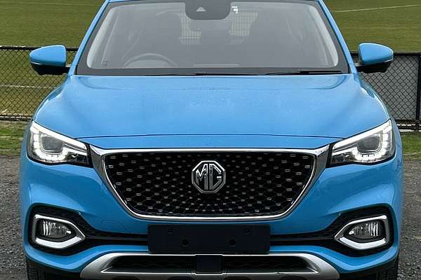 2023 MG HS Essence SAS23
