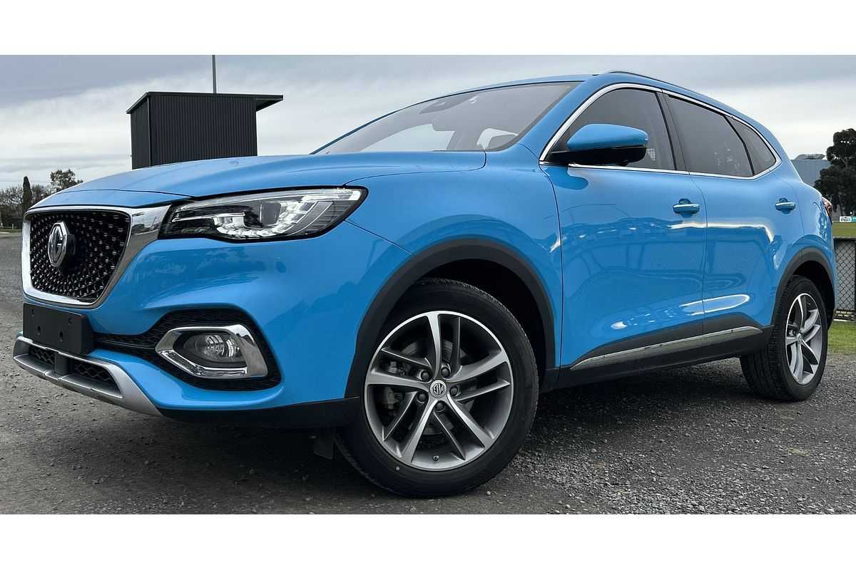 2023 MG HS Essence SAS23