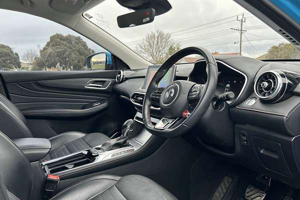 2023 MG HS Essence SAS23