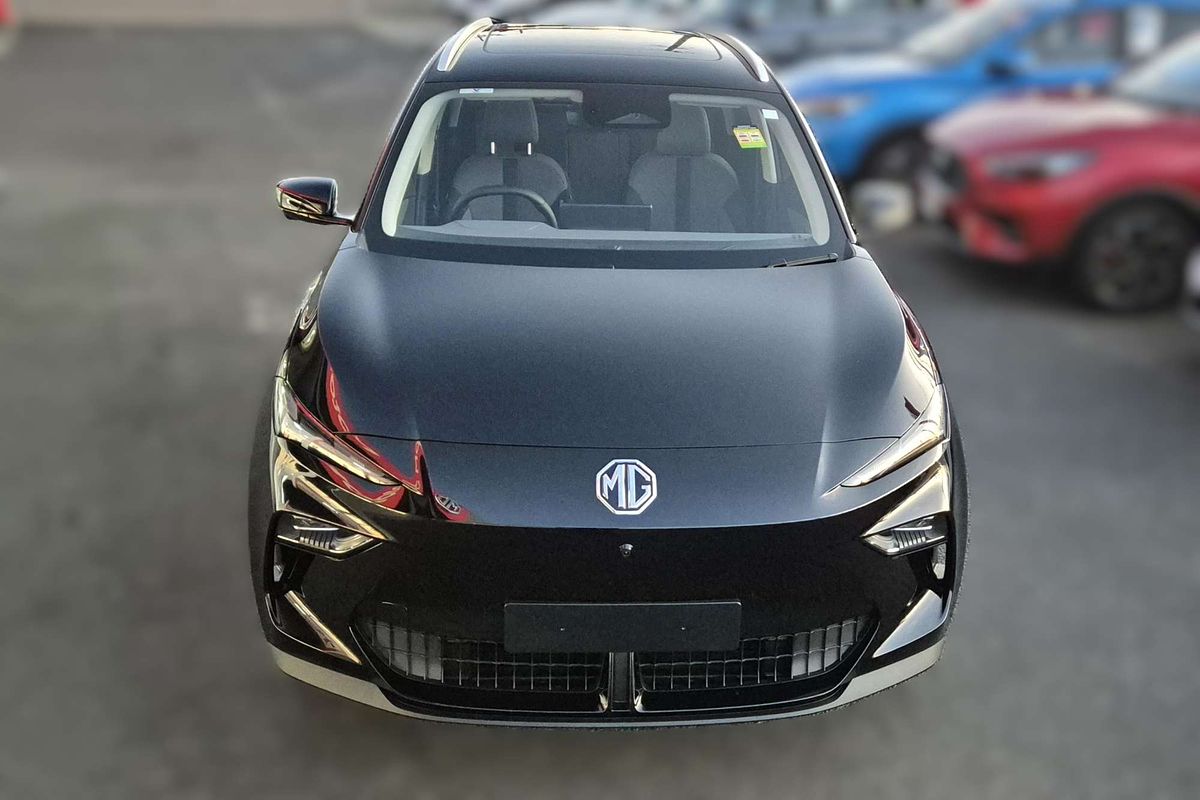 2025 MG MGS5 EV Essence 62 ZS3EM