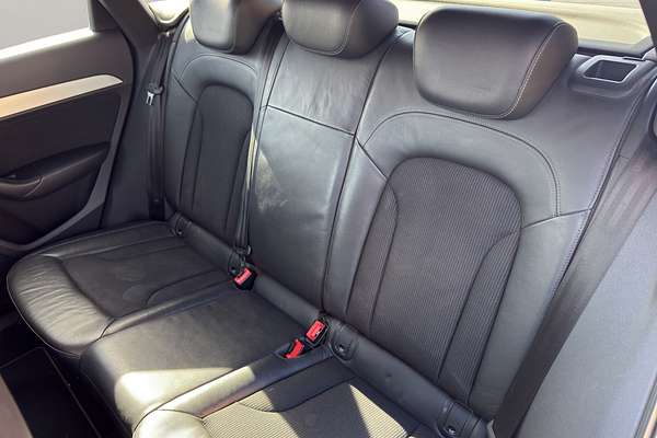 2013 Audi Q3 2.0 TDI Q S TRONIC