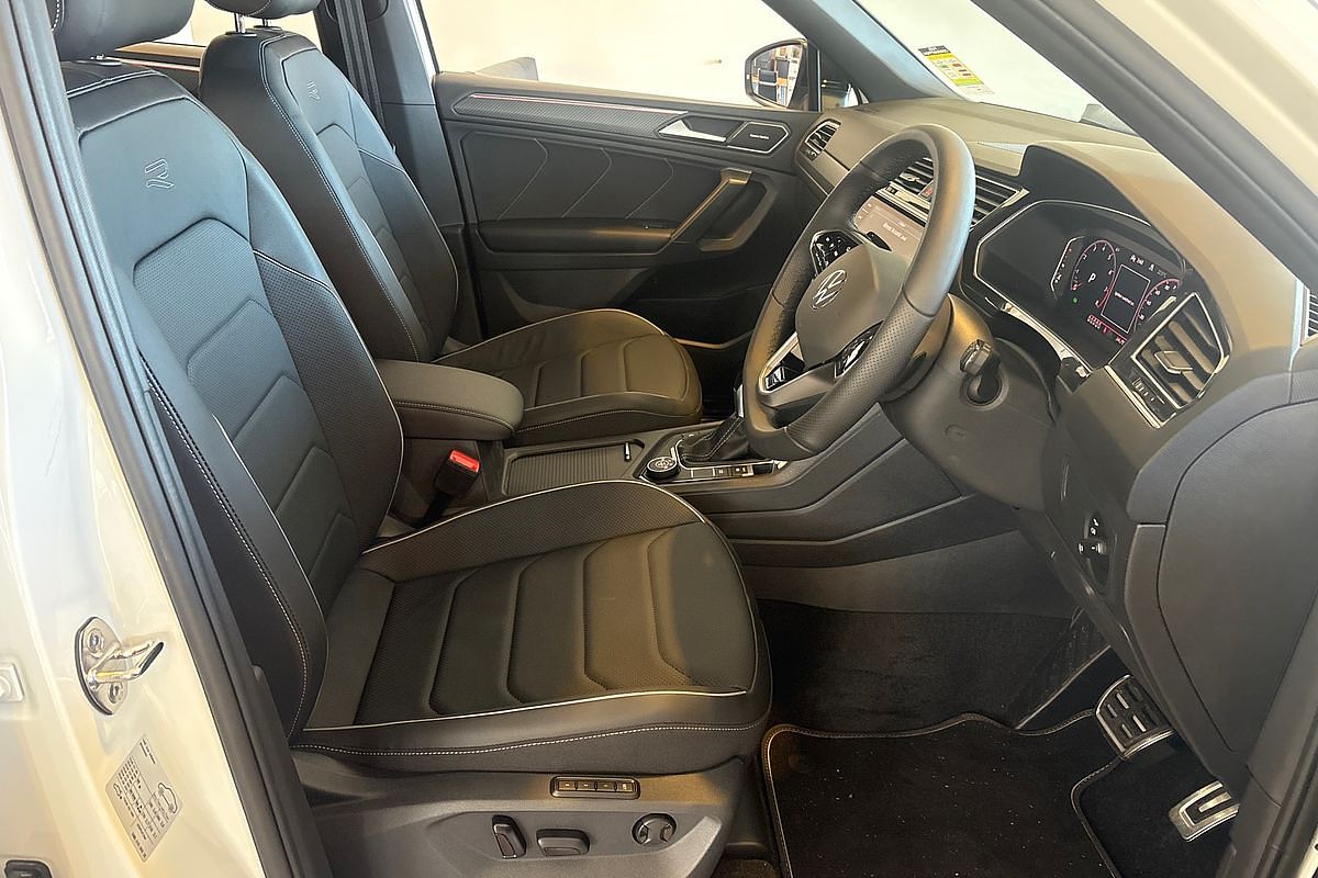 2024 Volkswagen Tiguan Wolfsburg Edition Allspace 5N