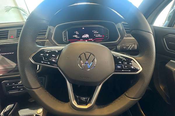 2024 Volkswagen Tiguan Wolfsburg Edition Allspace 5N