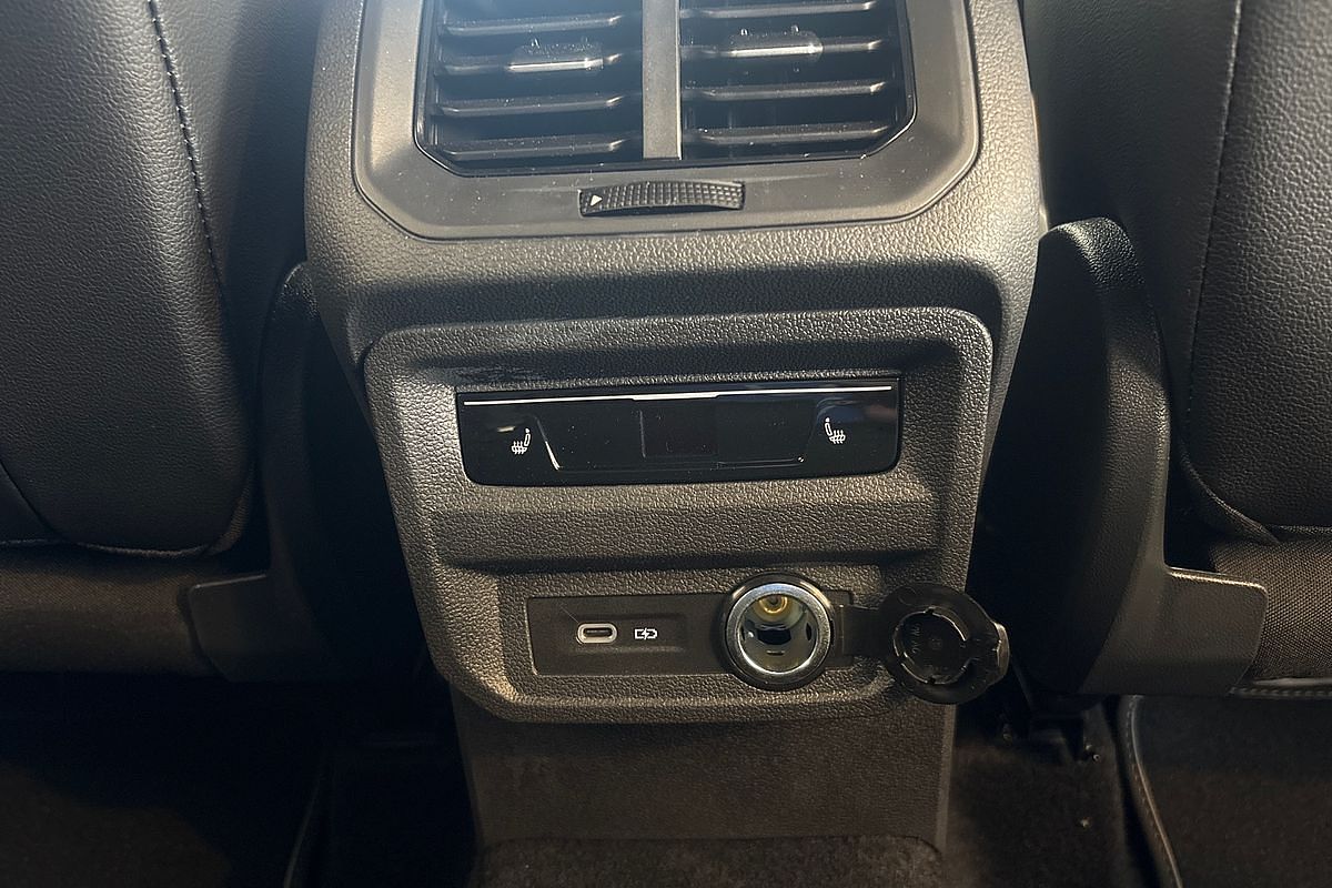 2024 Volkswagen Tiguan Wolfsburg Edition Allspace 5N